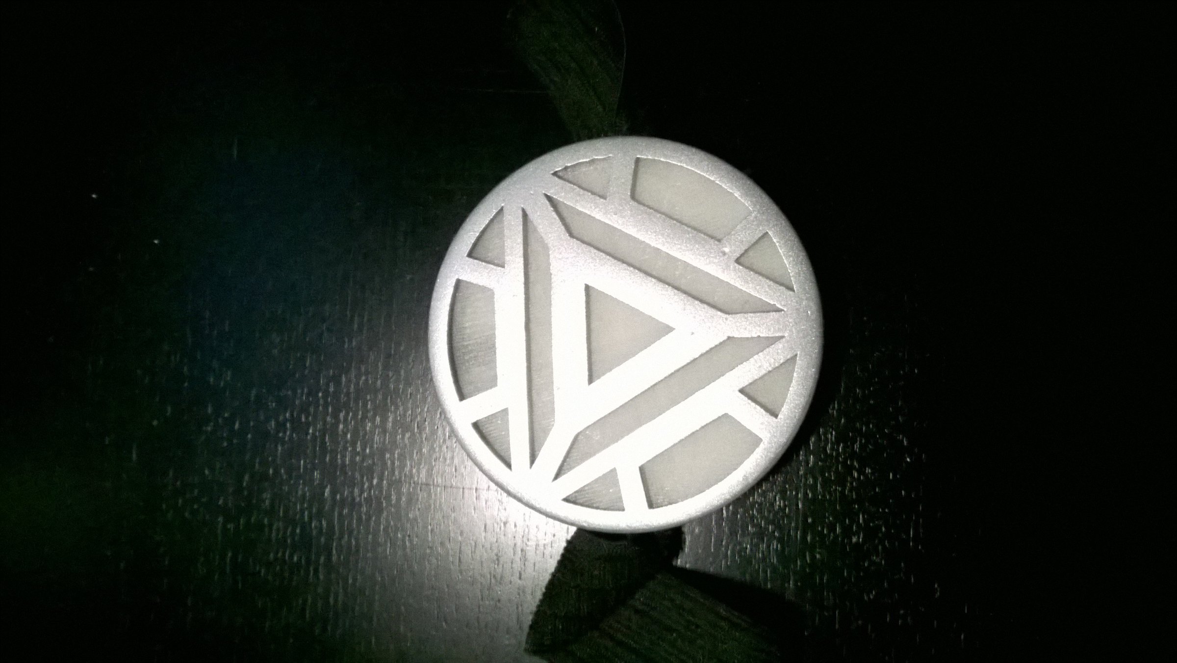 Arc reactor made with 3D printing and RGB LEDs